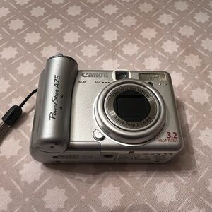 Canon PowerShot A75 Digital Camera - Silver Gray